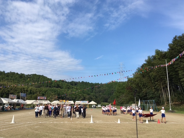 物部保育園＆物部小学校　運動会【２０１６年９月２４日、２５日】_f0342542_15290570.jpg