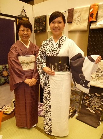 サローネの母娘様・猫の着物に猫の半幅帯。_f0181251_18253889.jpg