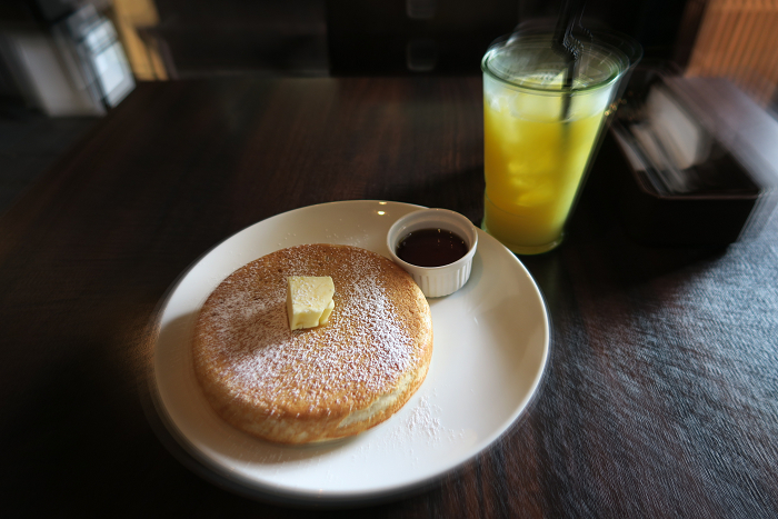 北野天満宮界隈のカフェ －Pongee\'s Table－ _b0169330_22104453.jpg