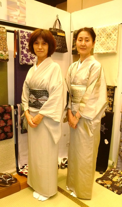 サローネ・お友達と着物で仲良くお出掛けのお客様。_f0181251_18132260.jpg