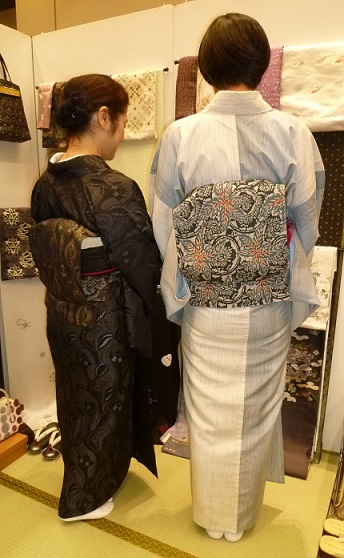 サローネ・お友達と着物で仲良くお出掛けのお客様。_f0181251_182543100.jpg