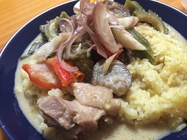 タイカレー、巨大かぼちゃ_e0128852_22254610.jpg