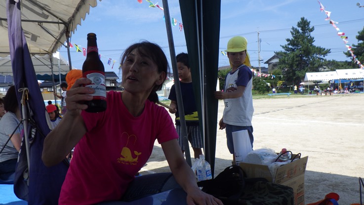 参加して、おいしいく食べて遊んだ運動会。_f0009169_9343479.jpg