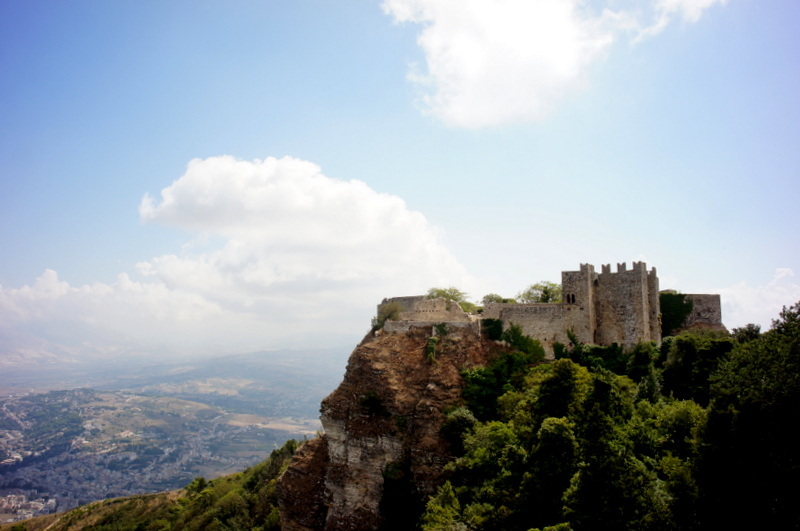 天空の街 Erice_c0180686_21103638.jpg