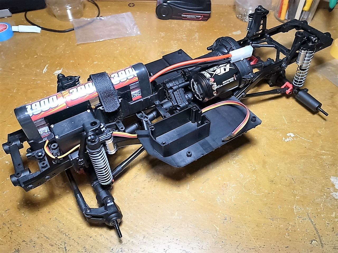 axial SCX10 II ④ サーボ・シャシー組み立て : 朴念仁の艱苦 axial SCX10 II ④ サーボ・シャシー組み立て : 朴念仁の艱苦