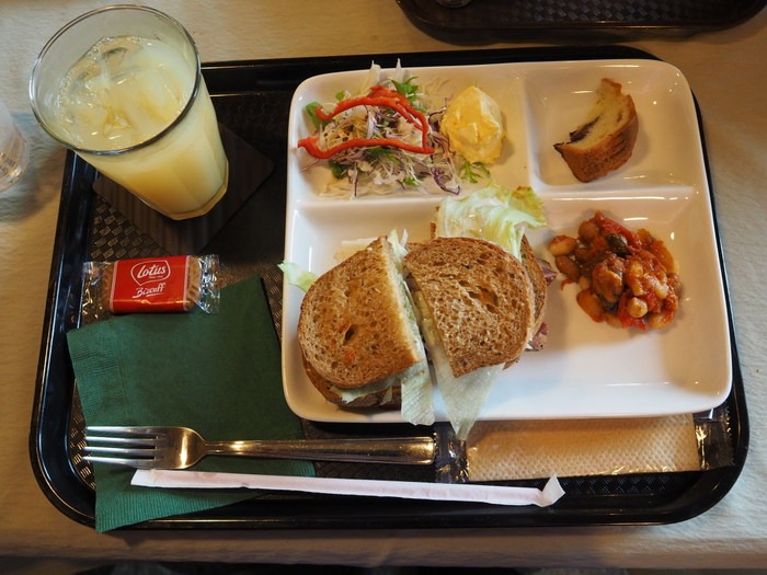 Cafe　SHIRASAで、ランチ♪_c0116915_2326135.jpg