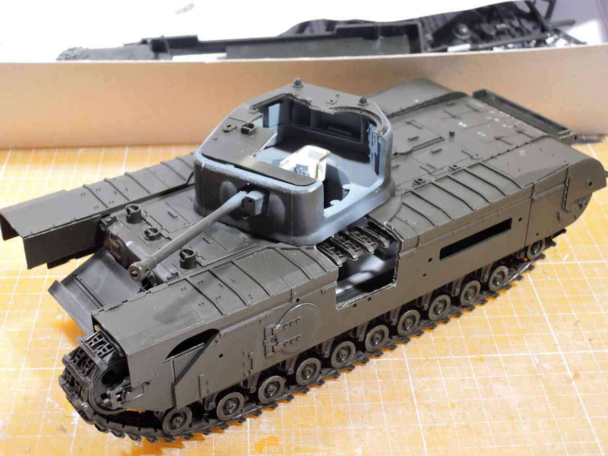 プラモ作り】聖グロリアーナ チャーチル その1 : シクロ