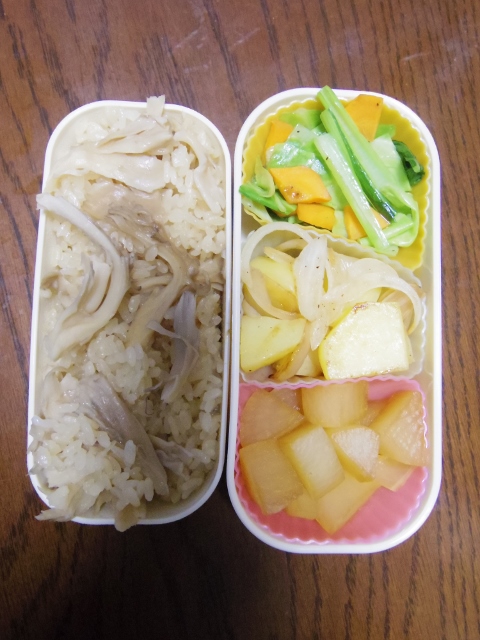 ある日のお弁当（まいたけごはん）_b0287241_633296.jpg