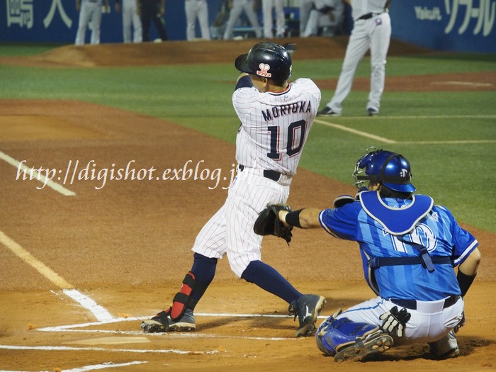 【9/28神宮観戦】森岡良介選手、涙の最終打席＆胴上げほかフォト_e0222575_103651.jpg