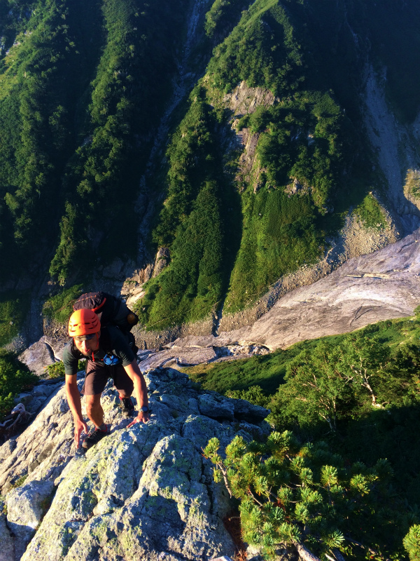 剱岳源次郎尾根 Fastpacking+Alpine Scrambling at Mt.Tsurugi Day.3 2016/09/01-03_b0220886_2194347.jpg