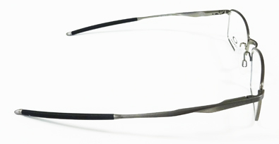 OAKLEY(オークリー)新作チタン製オプサルミックフレームLIMIT SWITCH(リミットスウィッチ)入荷!_c0003493_12463179.jpg
