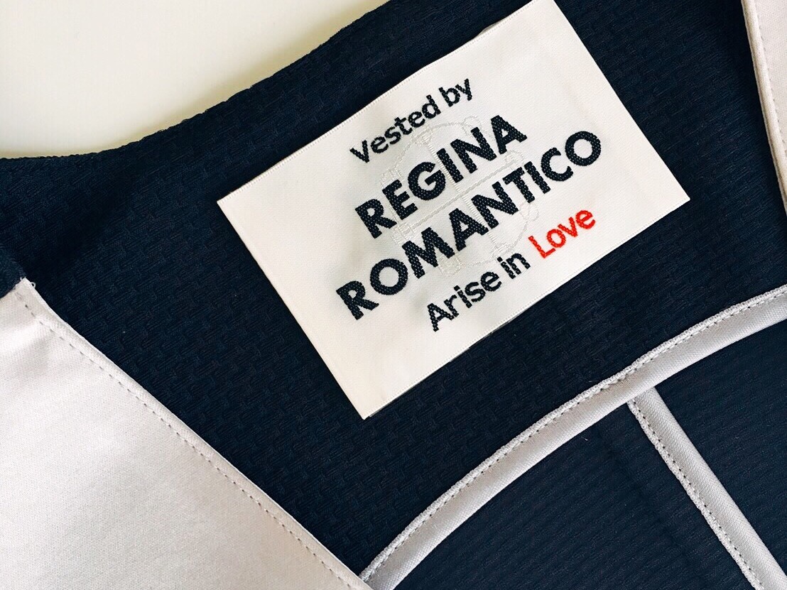 REGINA ROMANTICO ベスト 38サイズ ReginaRomantico ベスト 38 ネイビー 紺系 プリント