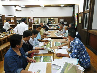 無農薬・無化学肥料で育てる「菊池水源産エゴマ」 平成28年度の収穫に向け第3回エゴマ部会の様子_a0254656_18391596.jpg