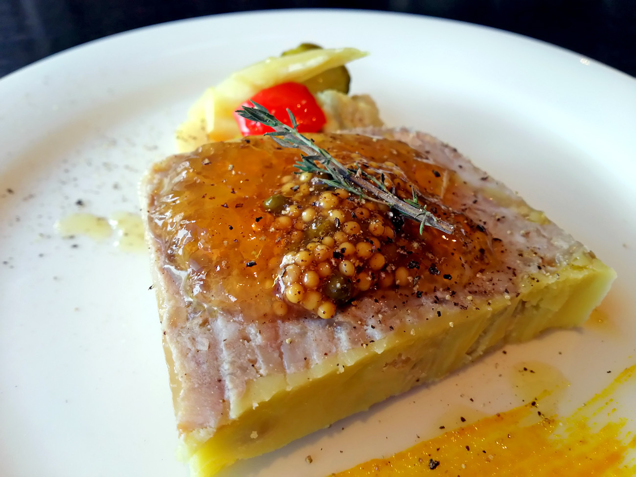 サワラのパンケーキ ハレンチ キュイジーヌ Au Garage オー ガラージュ フランス料理 江坂 食マニア Yの書斎