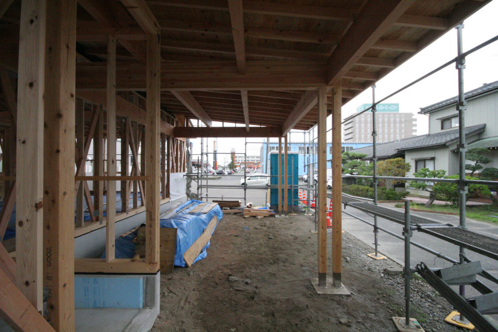 建て方→屋根工事→耐力壁取付_b0349892_12254705.jpg