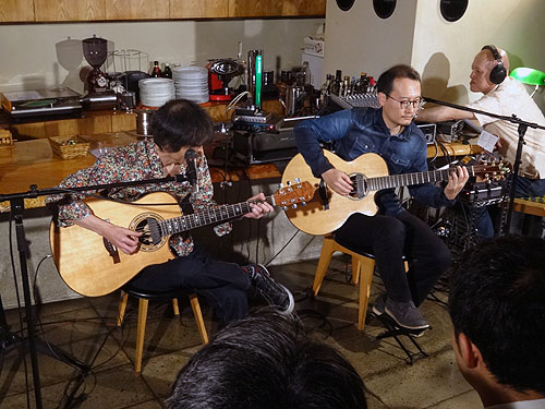 下山亮平さんのライブ_c0137404_21172437.jpg