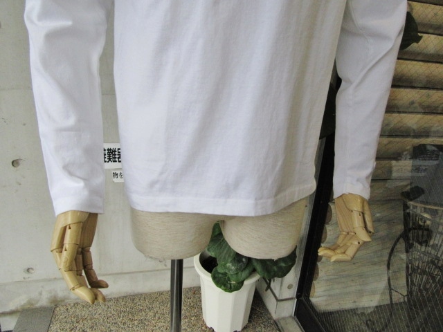 Champion (MADE IN USA) ・・・ T1011 SOLID LONG TEE!★!_d0152280_15214032.jpg