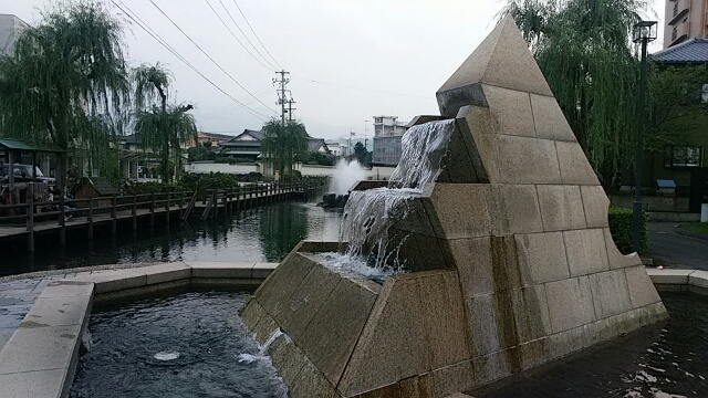 西条市「うちぬき」湧水・自噴の場所と秋祭り準備…2016/10/2_f0231709_821866.jpg