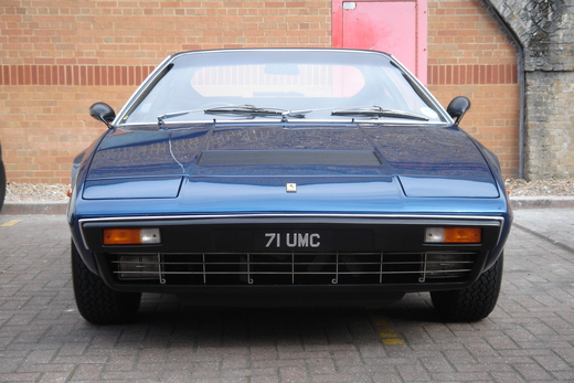 Dino308gt4 の初期モデルと後期モデルの違い_a0129711_111282.jpg