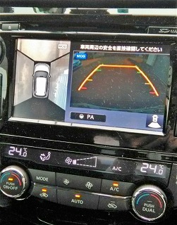 バックモニターが暗くなる なにごともけいけん
