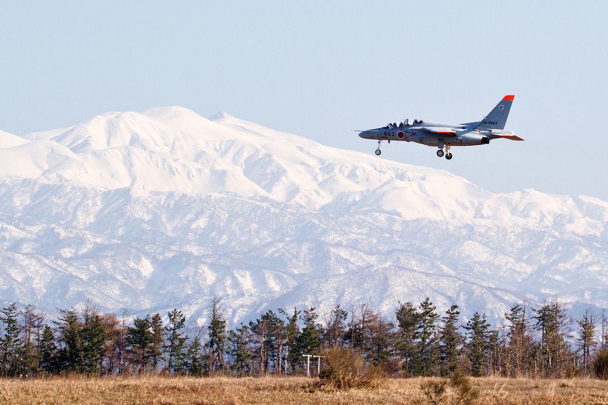 霊峰白山と飛行機　（その１）_f0377241_13233637.jpg