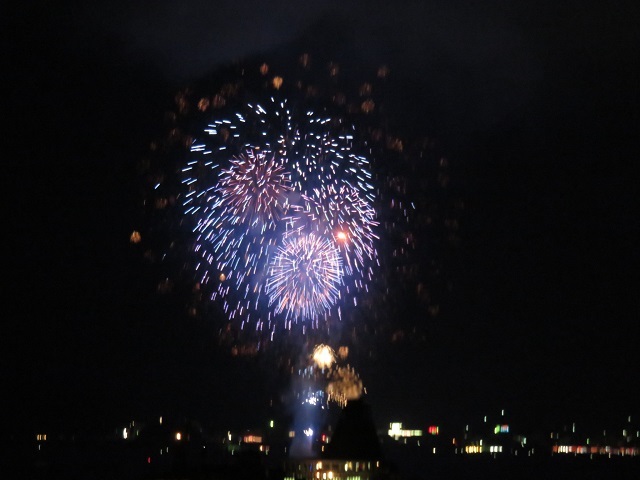 瞼を閉じれば思い浮かぶ花火_f0346196_11502743.jpg