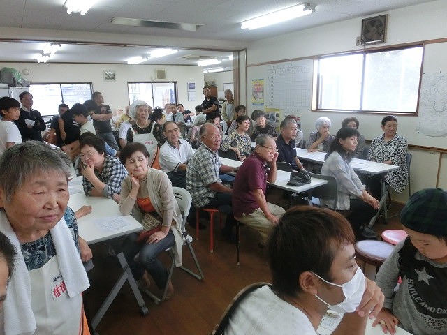 駿河台三丁目の三世代交流を進める「第5回 生かされてお互いさま ありがとう会」_f0141310_7302747.jpg