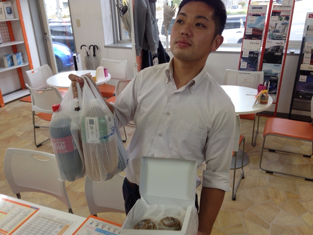 10月5日(水)☆TOMMY アウトレット☆ヴィッツY様ご成約(人´▽`*)あゆみブログ(*´・ω-)b 自社ローン_b0127002_17212249.jpg