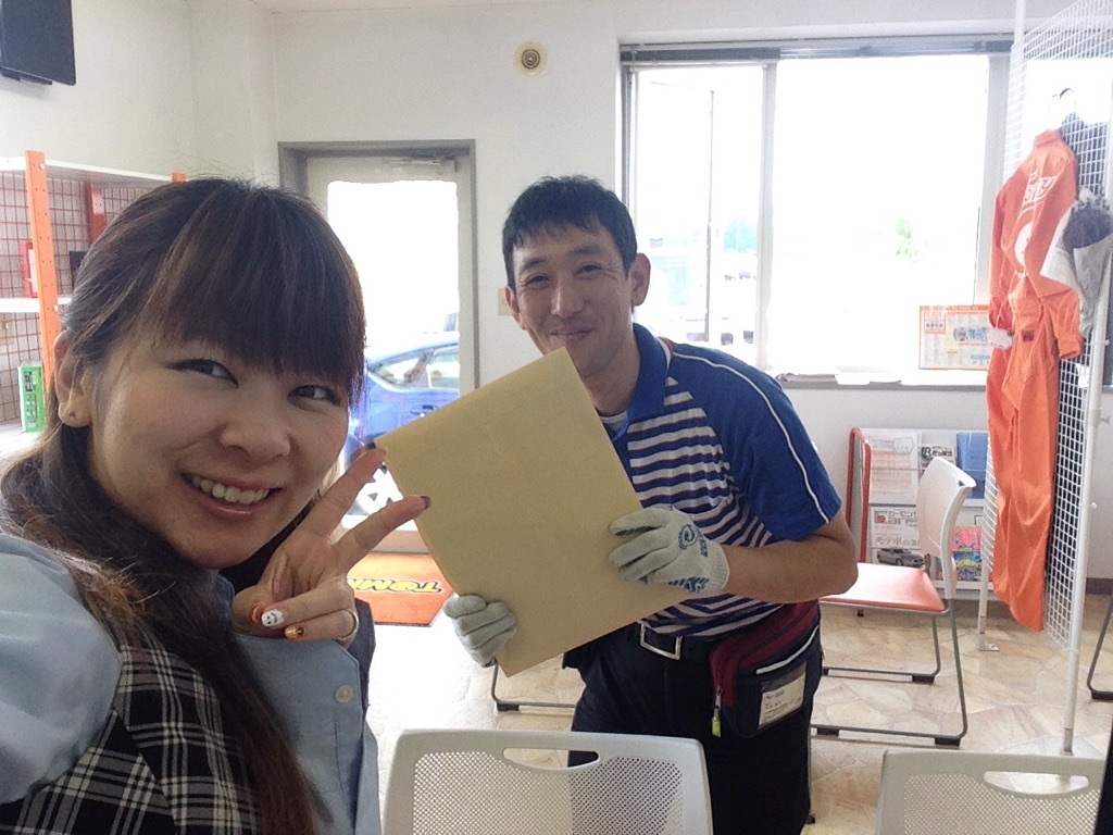 10月5日(水)☆TOMMY アウトレット☆ヴィッツY様ご成約(人´▽`*)あゆみブログ(*´・ω-)b 自社ローン_b0127002_17593044.jpg
