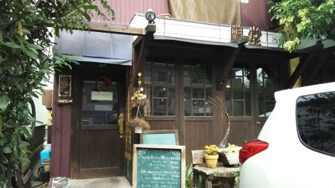 b0308627_00472680.jpg