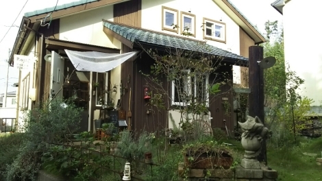 b0308627_00473386.jpg