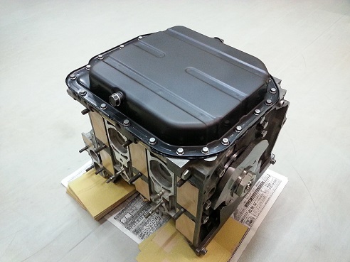 RX8 エンジン組付け (第3弾)_b0138552_2137678.jpg