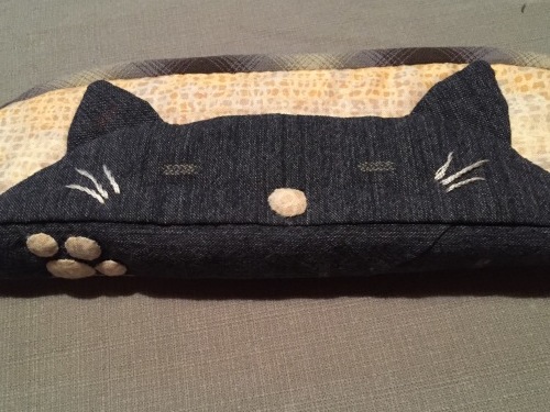 猫のペンケース_a0125981_19473268.jpg