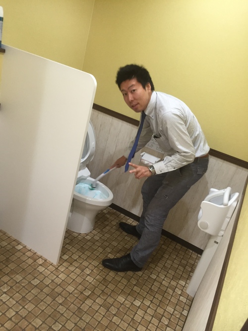 10月6日「木」山本がおくりまーす♪TOMMYの1日 ランクル ハマー アルファード_b0127002_11563323.jpg