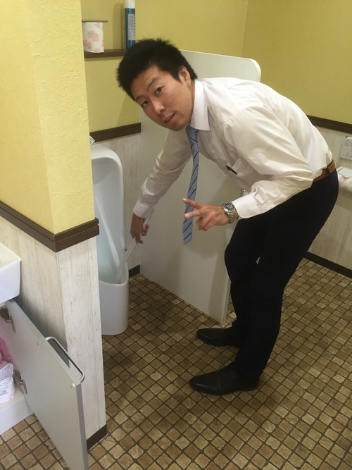 10月7日(金)今日は本店オールスターブログ★ タイヤ交換お任せください♫TOMMY_b0127002_16491014.jpg