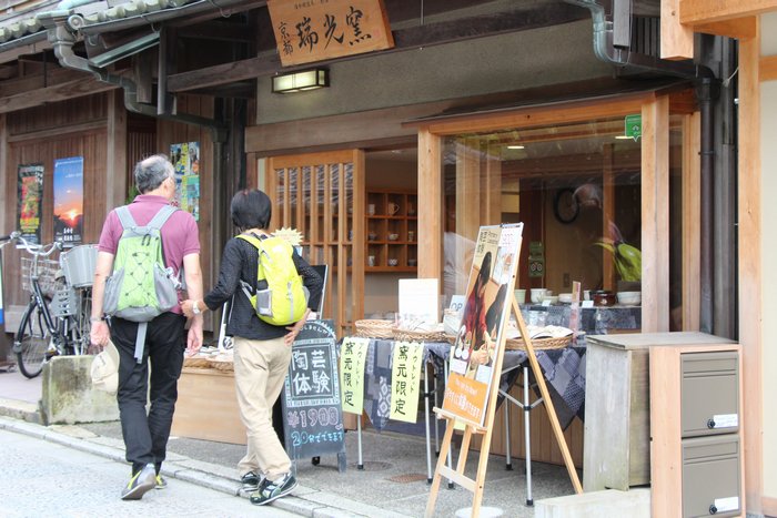 八坂通の風景その二_c0135957_944279.jpg