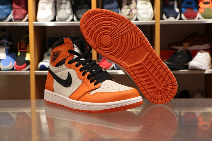 10月8日発売　AIR JORDAN1 RETRO HIGH OGの販売方法_b0142780_12405774.png