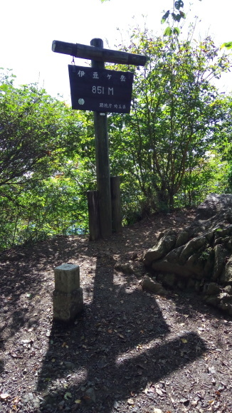 e0348420_08322442.jpg