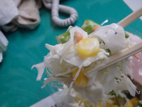 ファミリーマートのこだわりカレー 錦橋店_c0118393_1256910.jpg
