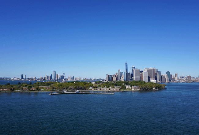 NY&カナダ紅葉クルーズ(4) ブルックリンターミナルより出航_d0210324_5171729.gif