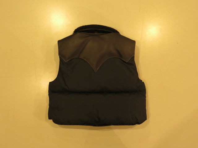 \"Rocky Mountain Featherbed × MI-KIT SHORT CHRISTY VEST\"ってこんなこと。_c0140560_8543928.jpg