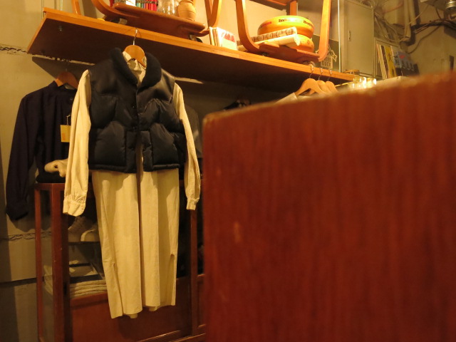 \"Rocky Mountain Featherbed × MI-KIT SHORT CHRISTY VEST\"ってこんなこと。_c0140560_856997.jpg