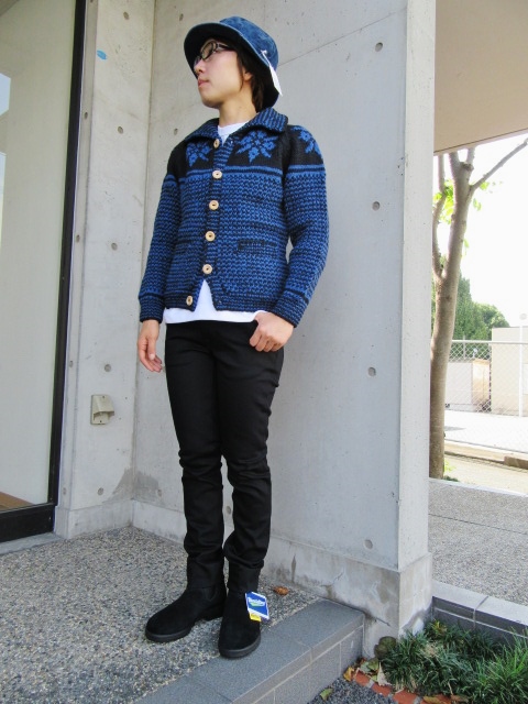 ようやくですかね!? INVERALLAN SNOW FLAKEカーデ STYLE!★?_d0152280_1273752.jpg