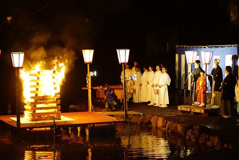 「花咲くいろは」第6回湯涌ぼんぼり祭りの情報を集めてみます(H281010確認 金沢市長ブログ)_e0304702_06304888.jpg