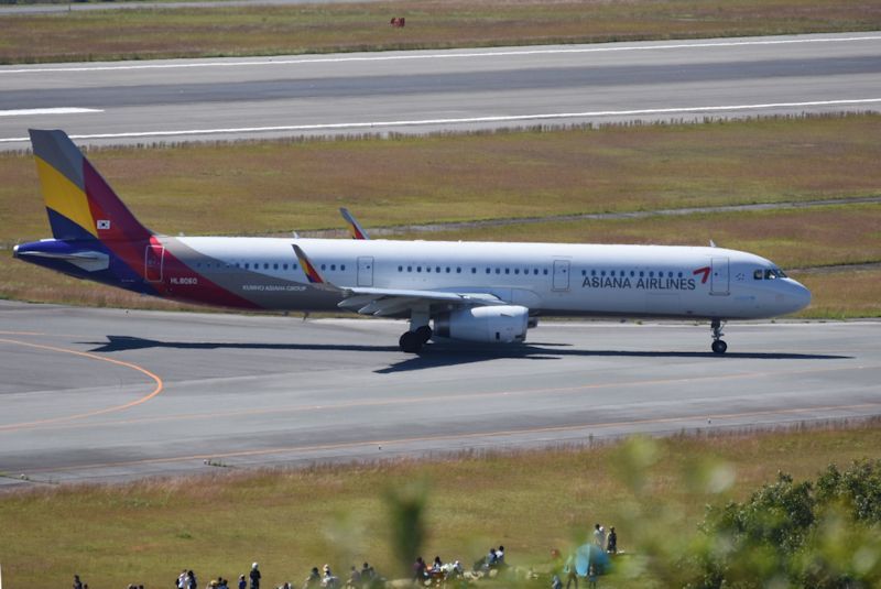 あまりに良い天気なので・・・　広島空港へ_b0057612_20424665.jpg