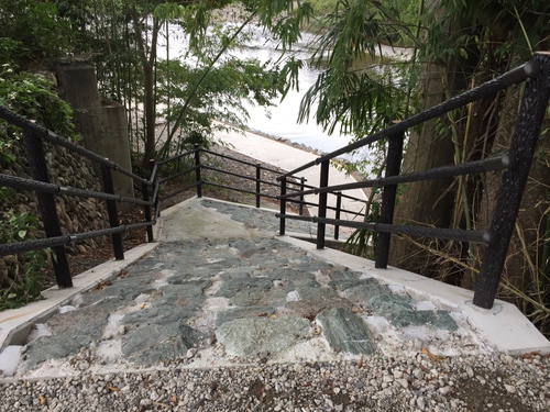 高麗川沿いの遊歩道_c0331145_17323598.jpg