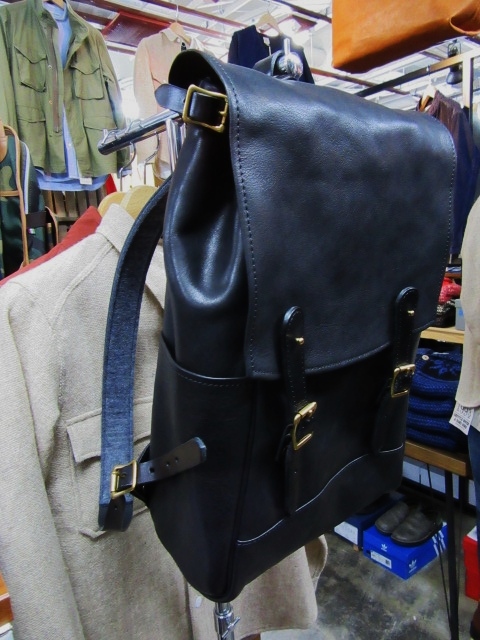 SLOW ・・・ BONO LEATHER RUCK SACK (NEW)!★!_d0152280_356859.jpg