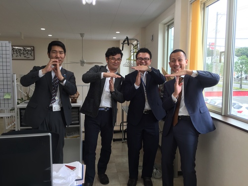 10月11日 火曜日の本店はみんなでオールスターブログ♫タイヤ交換承ります♫TOMMY _b0127002_17414178.jpg