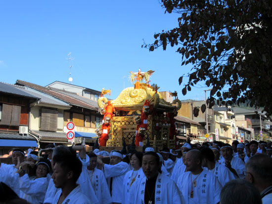 粟田祭り_e0048413_205124.jpg