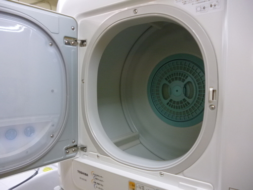 2015年製 東芝 4.5Ｋ衣類乾燥機 ED-45C 専用スタンド付 : リサイクル 